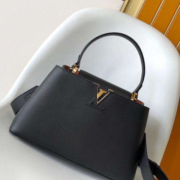 「#0151」Louis Vuitton  Capucines Souple M14370   33.0 x 24.0 x 12.0