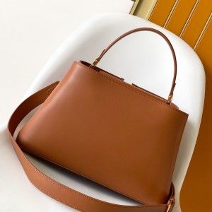 「#0155」Louis Vuitton  Capucines Souple M24620     38.0 x 23.0 x 16.0