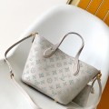 「#0157」Louis Vuitton  Blossom  M12088  20.0 x 20.0 x 12.5