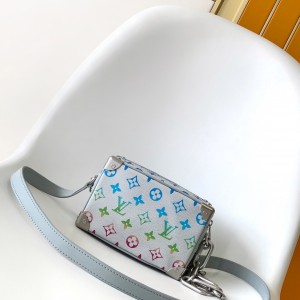 「#0168」Louis Vuitton   Virgil Abloh  M13901   18.5 x 13.0 x 8.0