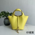 「#4386」 Hermès Lemon Gold Buckle Picotin Lock 18cm 「#4386」 Hermès Lemon Gold Buckle Picotin Lock 18cm