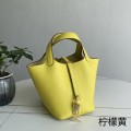 「#4386」 Hermès Lemon Gold Buckle Picotin Lock 18cm 「#4386」 Hermès Lemon Gold Buckle Picotin Lock 18cm
