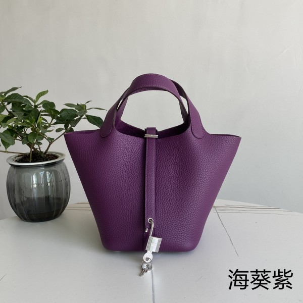 「#4399」 Hermès Anemone Purple Silver Buckle Picotin Lock 18cm 「#4399」 Hermès Anemone Purple Silver Buckle Picotin Lock 18cm