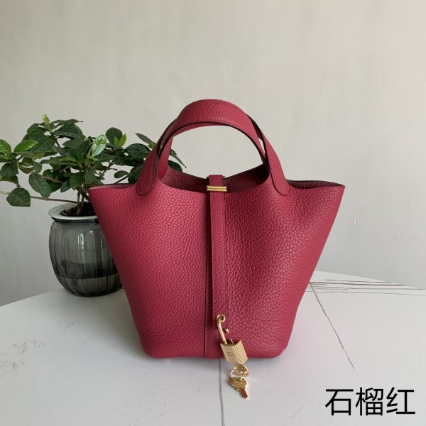 「#4406」 Hermès Pomegranate Red Gold Buckle Picotin Lock 18cm 「#4406」 Hermès Pomegranate Red Gold Buckle Picotin Lock 18cm
