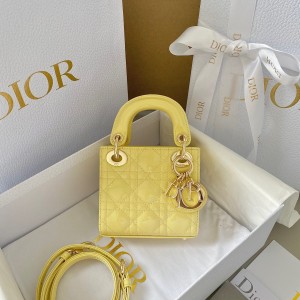 「#2228」 dior 3305  Patent leather chicken yellow 12×10×5cm