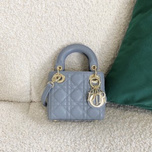 「#2233」 dior 3305   Sky Blue 12×10×5cm
