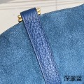 「#4413」 Hermès Deep Blue Gold Buckle Picotin Lock 18cm