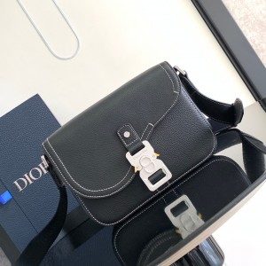 「#2026」dior  1ADPO049  black  23 x 18 x 6 cm