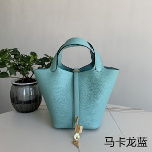 「#4421」 Hermès Macaron Blue Gold Buckle Picotin Lock 18cm