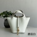 「#4427」 Hermès Mushroom Platinum Buckle Picotin Lock 18cm