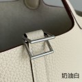 「#4429」 Hermès Cream Silver Buckle Picotin Lock 18cm