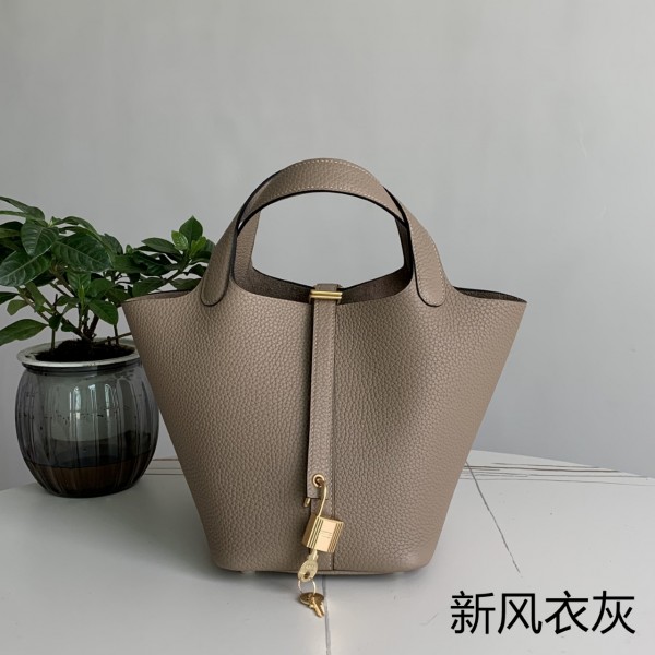 「#4440」 Hermes New Trench Coat Grey Gold Button Picotin Lock 18cm 「#4440」 Hermes New Trench Coat Grey Gold Button Picotin Lock 18cm