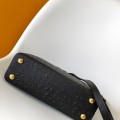 「#0196」Louis Vuitton  Capucines BB M11906  27.0 x 17.3 x 9.0