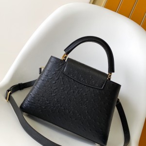 「#0196」Louis Vuitton  Capucines BB M11906  27.0 x 17.3 x 9.0