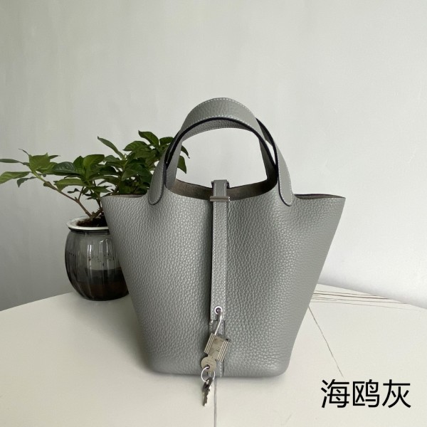 「#4448」 Hermès Seagull Grey Silver Buckle Picotin Lock 18cm