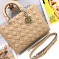 「#2249」 dior M0566 Milk tea color  32  x 25 x 11cm