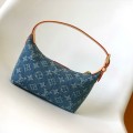 「#0203」Louis Vuitton   hills pochette M82949  18.5cm