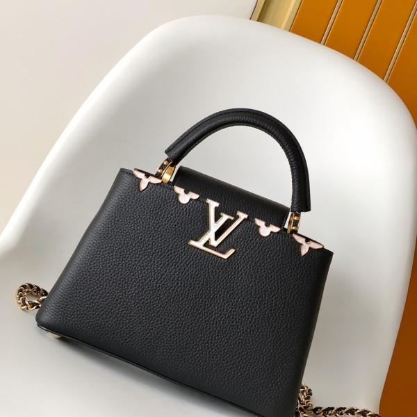 「#0208」Louis Vuitton  Capucines BB  M10168  27.0 x 17.3 x 9.0