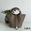 「#4452」 Hermès Elephant Grey Silver Buckle Picotin Lock 18cm