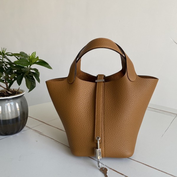 「#4495」 Hermes Sesame Silver Buckle 18cm Picotin Lock 18cm