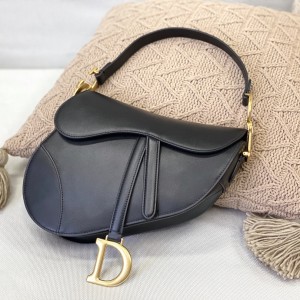 「#2254」 dior 3351 Black Bull  25×6×20cm