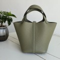 「#4497」 Hermes Sage Green Gold Buckle 18cm Picotin Lock 18cm
