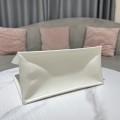 「#2261」 dior M8721OZVJ-M45U Milky white 36.5 x 28 x 17.5cm