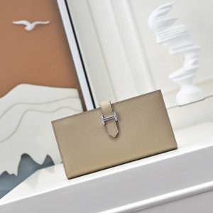 「#4552」 Hermes Beige Suit Clip Epsom Leather 17*9cm