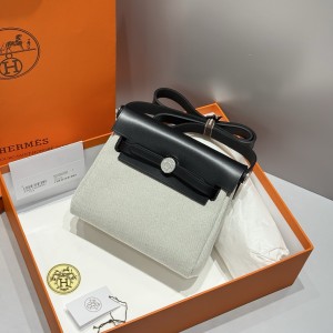 「#4588」 Hermes Panda Black Silver Buckle HB20H Viking Canvas and Hunter Leather Shoulder Bag 20cm