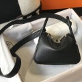 「#4068」 Hermès Black Mini Lindy Bag Gold Buckle 19.5x12.5