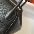 「#4068」 Hermès Black Mini Lindy Bag Gold Buckle 19.5x12.5