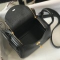 「#4068」 Hermès Black Mini Lindy Bag Gold Buckle 19.5x12.5