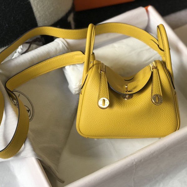 「#4071」 Hermès Amber Yellow Mini Lindy Bag Gold Buckle 19.5x12.5 「#4071」 Hermès Amber Yellow Mini Lindy Bag Gold Buckle 19.5x12.5