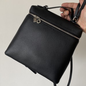 「#7015」Loro pian - L23.5 - 21cm*23.5cm*8cm 