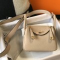 「#4073」 Hermès Trench Grey Mini Lindy Bag Gold Buckle 19.5x12.5