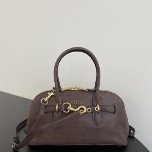 「#9008」 miumiu 30114B108  Sac à coque en cuir de vache Aventure  33×17×11cm