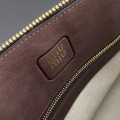 「#9008」 miumiu 30114B108 Sac à coque en cuir de vache Aventure 33×17×11cm 「#9008」 miumiu 30114B108 Sac à coque en cuir de vache Aventure 33×17×11cm