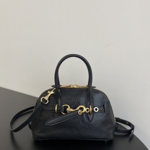 「#9010」 miumiu 30113B98  Sac coquillage 16.5×28×10cm