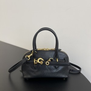 「#9013」 miumiu 30112B88  Sac coquillage 8×13×21cm