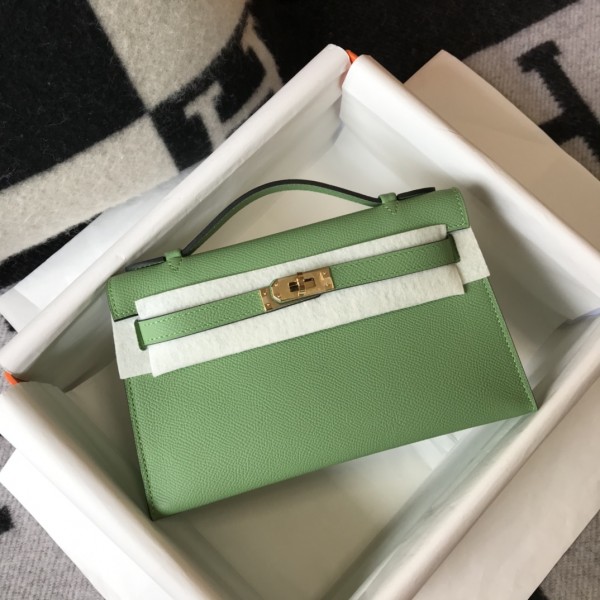 「#4082」 Hermès Avocado Green Mini Kelly Bag No. 1, Gold Buckle 22*14*7cm