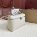 「#7045」Loro pian L19 silver buckle - FAN1034 - 19x6.5x11cm - light beige，Ostrich skin