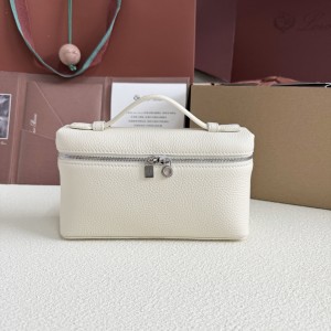「#7063」Loro pian Extra Pocket L19 silver buckle -FAI8393 - 19x6.5x11cm - Tender white