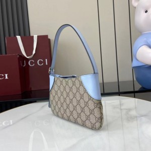 「#3122」GUCCI GG Emblem  820696 19-23x 13x 2