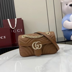 「#3130」GUCCI GG Marmont  446744 22x 13x 6