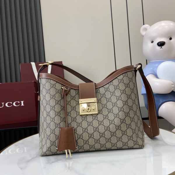 「#3174」GUCCI Padlock 839021 29x 23.5x 15.5