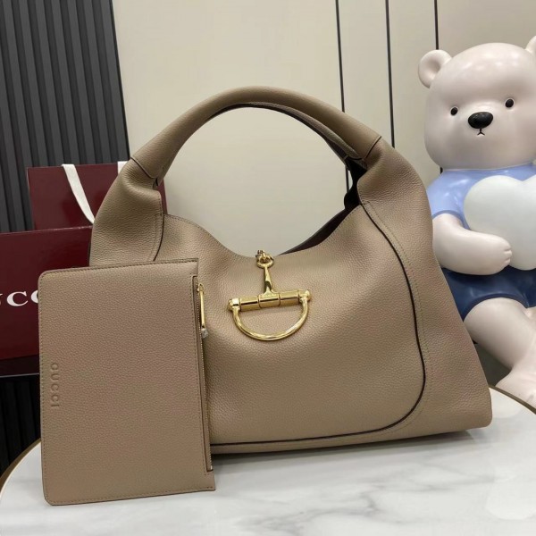 「#3216」GUCCI GG Softbit 837466 46x 26x 16