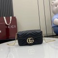 「#3252」GUCCI GG Marmont 841290 16.5x 9.5x 4.5