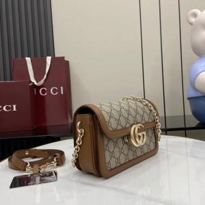 「#3257」GUCCI Go 826761 21.5x 14x 9