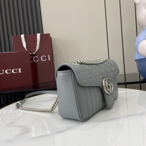 「#3261」GUCCI GG Marmont 443497 26x15x7