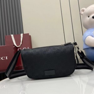 「#3279」GUCCI GG 449182  27x 13x 12